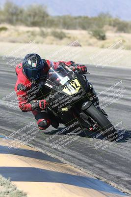 media/Dec-04-2025-Racers Edge (Thu) [[5ebc9f124d]]/3-B Group/3-Session 2 (Turn 7 Inside)/